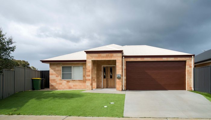 Respite House in Maddington
